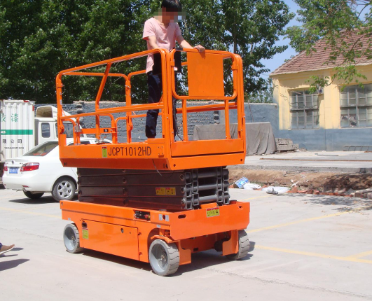 集美移动式升降平台规格与使用规范