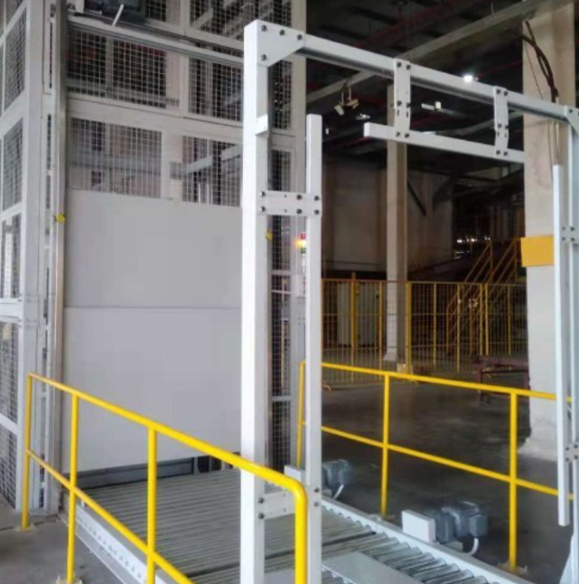 集美连续式提升机